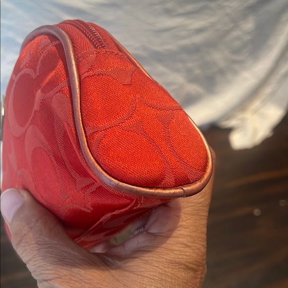 GUC Coach Cosmetic pouch x ESTE LAUDER 2010 - Picture 5 of 13